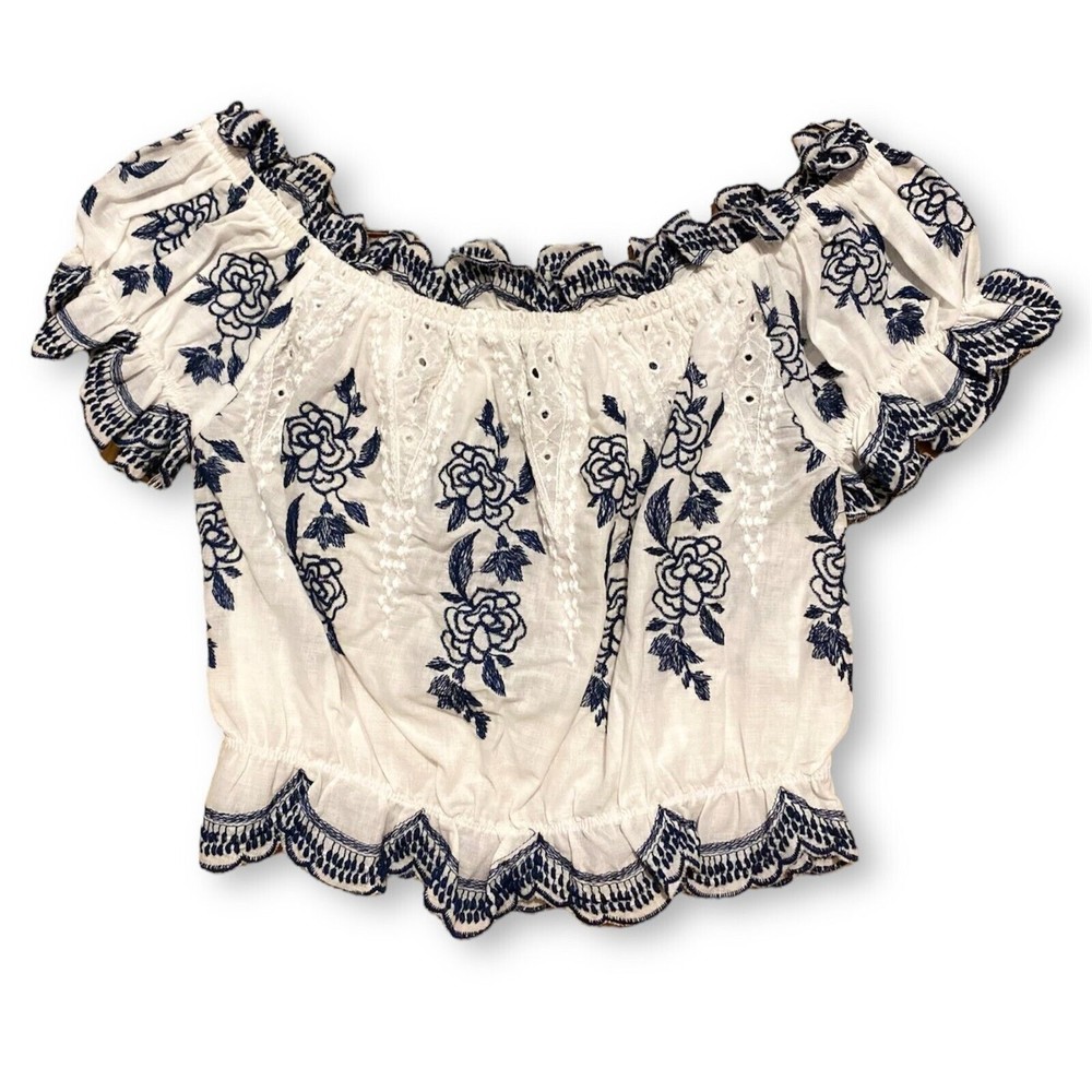 Forever 21 Top Cropped  Boho Embroidery Medium Off Shoulder Top
